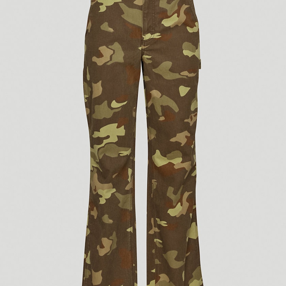 Aritzia Tna Greenwich High-Waisted Painter Pants (Size 0) in Camo Print